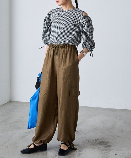 forksy.（フォルクシー）の「【forksy.】バックオープンショルダースリットパフスリーブブラウス（シャツ/ブラウス・レディース・ホワイト×ブラック/ホワイト・FREE）」の7枚目の写真