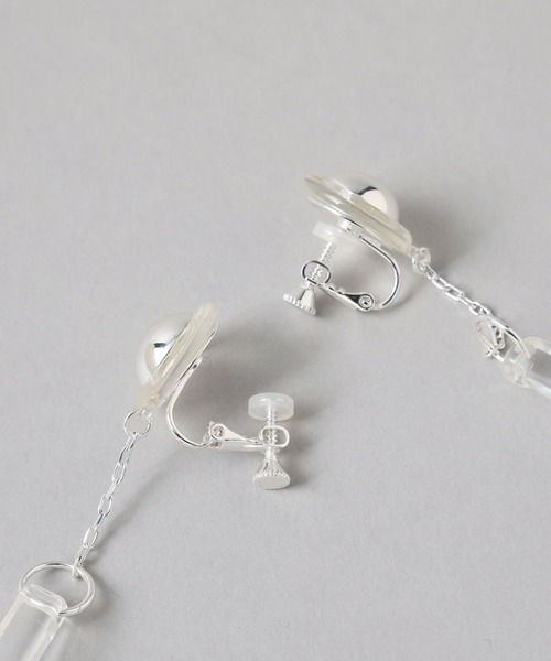 HARE(ハレ)の「waveクリアデザインイヤリング(HARE)(イヤリング・レディース・シルバー・FREE)」の3枚目の写真