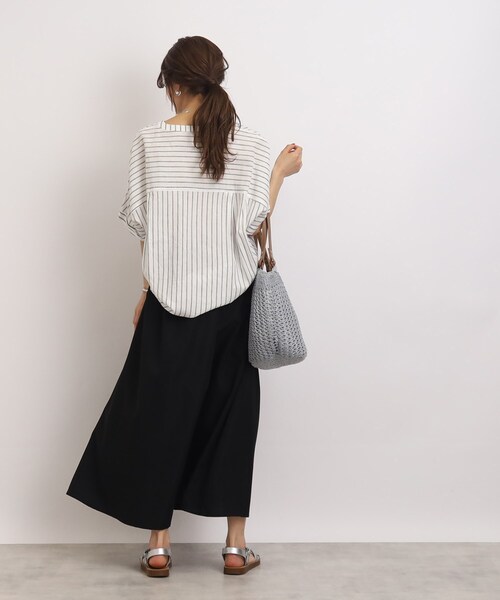SHOO・LA・RUE（シューラルー）の「◆【きれいな裾の広がりで綺麗シルエット】ポプリンタックスカート（スカート・レディース・オリーブ/ブラック/ベージュ・00）」の13枚目の写真