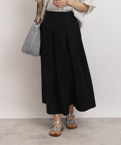 SHOO・LA・RUE（シューラルー）の「◆【きれいな裾の広がりで綺麗シルエット】ポプリンタックスカート（スカート・レディース・オリーブ/ブラック/ベージュ・00）」の20枚目の写真