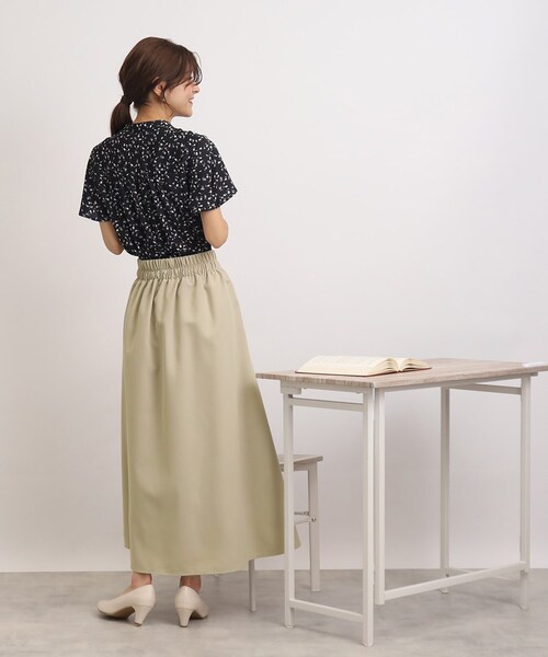 SHOO・LA・RUE（シューラルー）の「◆【きれいな裾の広がりで綺麗シルエット】ポプリンタックスカート（スカート・レディース・オリーブ/ブラック/ベージュ・00）」の11枚目の写真
