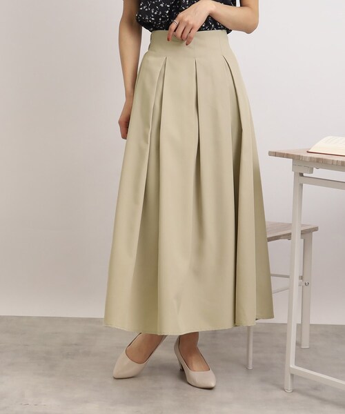 SHOO・LA・RUE（シューラルー）の「◆【きれいな裾の広がりで綺麗シルエット】ポプリンタックスカート（スカート・レディース・オリーブ/ブラック/ベージュ・00）」の18枚目の写真