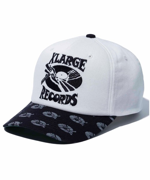 XLARGE(エクストララージ)の「BREAK THE RECORDS CAP(キャップ・メンズ・ホワイト/ブラック・ONE SIZE)」の2枚目の写真