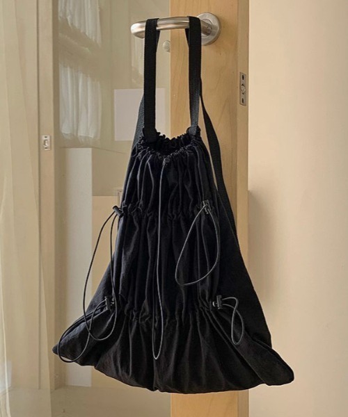 Vipoa（ヴィポア）の「ギャザーリボンナイロンナップザック（バックパック/リュック・レディース・ホワイト/ブラック・FREE）」の19枚目の写真