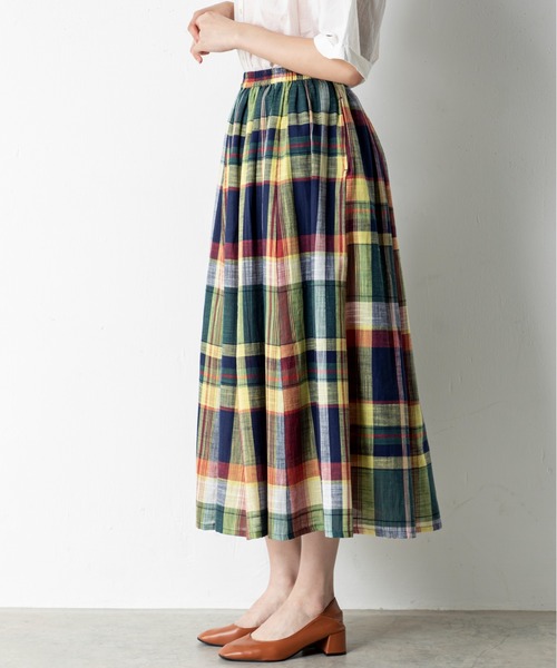 MILLION CARATS（ミリオンカラッツ）の「綿100％！マルチカラーのチェック柄が目を惹くフレアスカート（スカート・レディース・グリーン/ネイビー・FREE）」の12枚目の写真