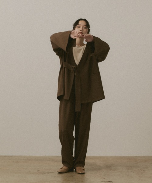 moi tytto（モイテュット）の「ウエストデザインハイウエストパンツ【セットアップ可能】（その他パンツ・レディース・ブラウン/ベージュ/ブラック・SMALL/MEDIUM）」の4枚目の写真