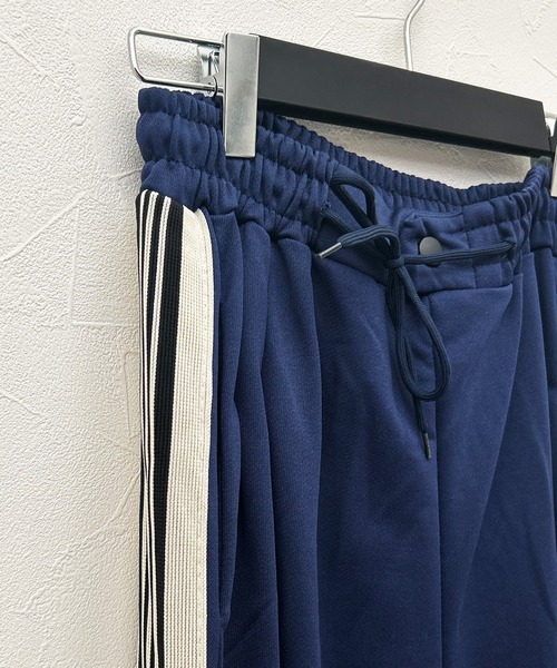 Kotoe(コトエ)の「【再入荷ナシ】 トラックパンツ ラインパンツ レディース メンズ(その他パンツ・レディース・ブラック/ネイビー・M/L)」の15枚目の写真