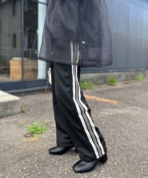 Kotoe(コトエ)の「【再入荷ナシ】 トラックパンツ ラインパンツ レディース メンズ(その他パンツ・レディース・ブラック/ネイビー・M/L)」の11枚目の写真