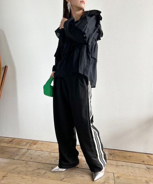 Kotoe(コトエ)の「【再入荷ナシ】 トラックパンツ ラインパンツ レディース メンズ(その他パンツ・レディース・ブラック/ネイビー・M/L)」の9枚目の写真