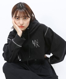 Anui | 【UNISEX】ステッチロゴフーディ(パーカー)