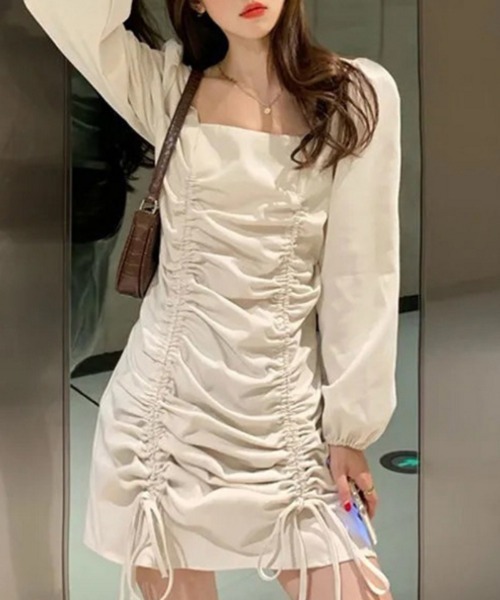 おしゃれスタ(オシャレスタ)の「ガーリーギャザーワンピース(ワンピース・レディース・ブラック/クリーム・L/XL/M/S)」の7枚目の写真