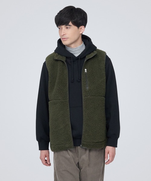 無印良品（ムジルシリョウヒン）の「ボアフリースベスト（ベスト・メンズ・ベージュ系1/ブラック/キャメル/カーキ系5・XS/S/M/L/XL/XXL）」の4枚目の写真