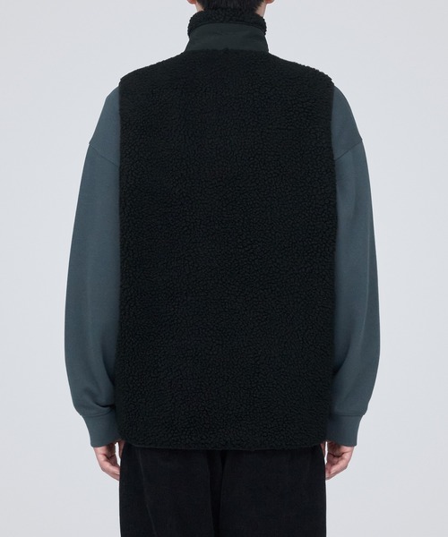 無印良品（ムジルシリョウヒン）の「ボアフリースベスト（ベスト・メンズ・ベージュ系1/ブラック/キャメル/カーキ系5・XS/S/M/L/XL/XXL）」の7枚目の写真