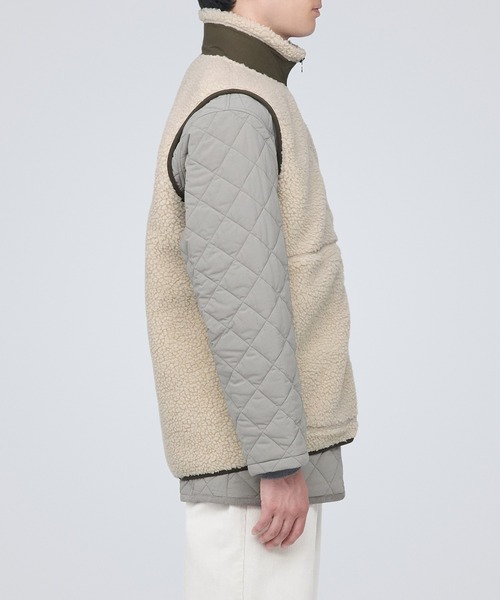 無印良品（ムジルシリョウヒン）の「ボアフリースベスト（ベスト・メンズ・ベージュ系1/ブラック/キャメル/カーキ系5・XS/S/M/L/XL/XXL）」の14枚目の写真