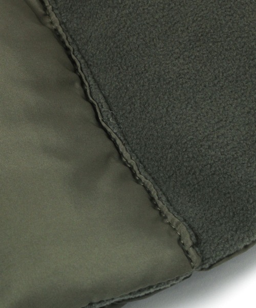 GLOBAL WORK(グローバルワーク)の「ライトウォームマフラー/975682(マフラー・メンズ・ブラック/カーキ・FREE)」の8枚目の写真