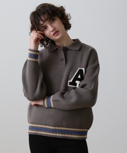 AVIREX(アヴィレックス)の「《WEB&DEPOT限定》KNIT POLO/ニットポロシャツ(ニット/セーター・レディース・ベージュ/チャコールグレー・FREE)」の1枚目の写真