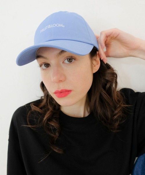 FRUIT OF THE LOOM（フルーツオブザルーム）の「LOGO CAP / 帽子 / キャップ / カジュアル  / ユニセックス / 刺繍（キャップ・メンズ・ブラック/サックスブルー/ピンク/オフホワイト/ベージュ・FREE）」の4枚目の写真