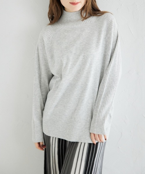 tocco closet(トッコ クローゼット)の「【ZOZO限定】タートルニット(ニット/セーター・レディース・ライトグレー/ブラック/オフホワイト/ベージュ/ブルー・M)」の14枚目の写真