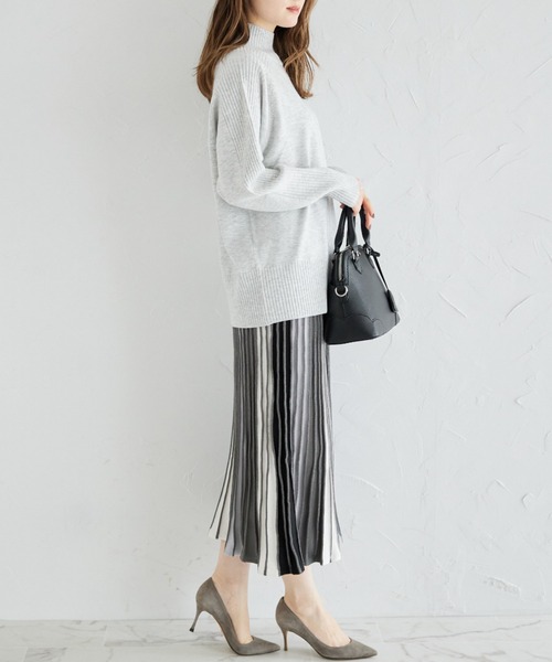tocco closet(トッコ クローゼット)の「【ZOZO限定】タートルニット(ニット/セーター・レディース・ライトグレー/ブラック/オフホワイト/ベージュ/ブルー・M)」の16枚目の写真