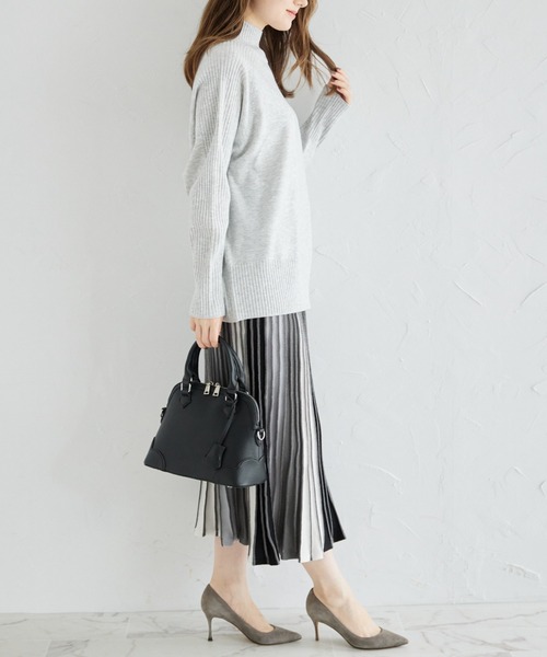 tocco closet(トッコ クローゼット)の「【ZOZO限定】タートルニット(ニット/セーター・レディース・ライトグレー/ブラック/オフホワイト/ベージュ/ブルー・M)」の17枚目の写真