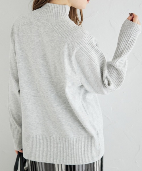 tocco closet(トッコ クローゼット)の「【ZOZO限定】タートルニット(ニット/セーター・レディース・ライトグレー/ブラック/オフホワイト/ベージュ/ブルー・M)」の18枚目の写真