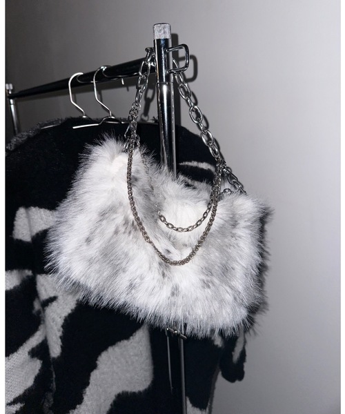 nemne store(ネンネストア)の「【Ne/Flim】3wayファーミニボストンチェーンバッグ(ボストンバッグ・レディース・シルバー/ゴールド・フリー)」の2枚目の写真