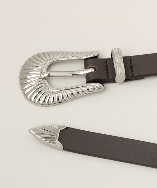 RAGEBLUE（レイジブルー）の「デコメタル/ナローレザーベルト（ベルト・メンズ・ダークブラウン/ブラック・FREE）」の4枚目の写真