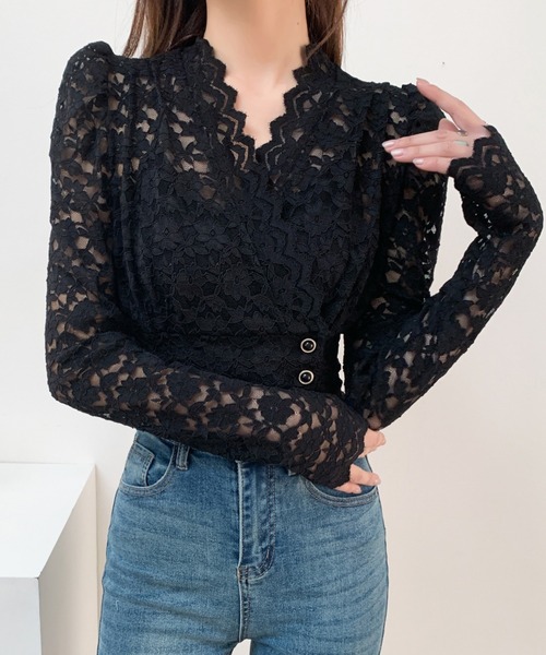 Diosfront(ディオスフロント)の「ショート丈カシュクールレースブラウス(シャツ/ブラウス・レディース・ベージュ/ブラック・FREE)」の1枚目の写真