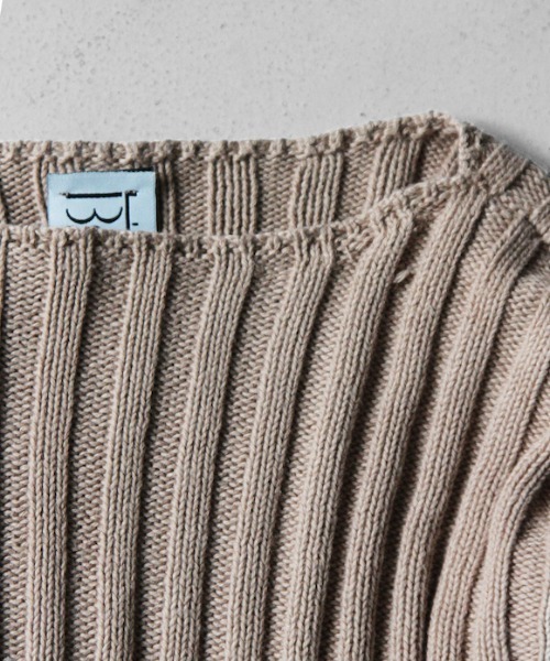 BASERANGE（ベースレンジ）の「BASERANGE MACAU SLEEVE PULLOVER（ニット/セーター・レディース・ブラウン系その他・X-SMALL/SMALL）」の2枚目の写真