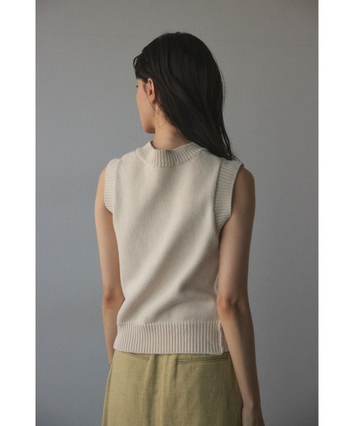 BLACK BY MOUSSY（ブラックバイマウジー）の「front button vest