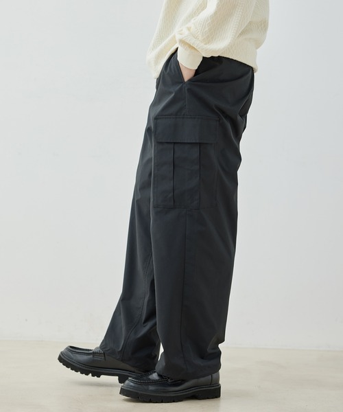  j.n.r.d（ジェー・エヌ・アール・ディー）の「j.n.r.d/ドローストリングワイドカーゴパンツ（カーゴパンツ・メンズ・ブラック/カーキ・LL/L/M）」の3枚目の写真
