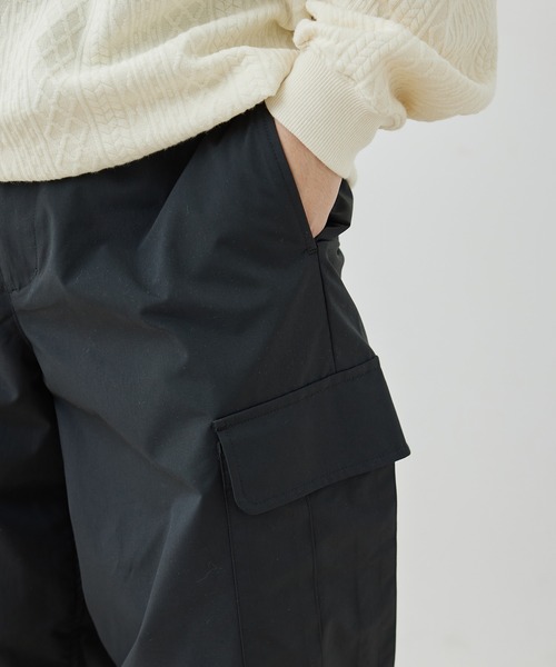  j.n.r.d（ジェー・エヌ・アール・ディー）の「j.n.r.d/ドローストリングワイドカーゴパンツ（カーゴパンツ・メンズ・ブラック/カーキ・LL/L/M）」の6枚目の写真