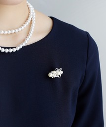 ANEMONE（アネモネ）の「パール×ビジューミニブローチ（ブローチ/コサージュ）」