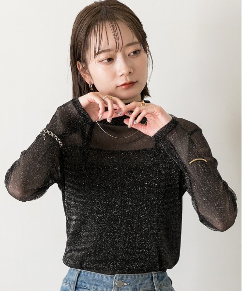 ad thie(アドティエ)の「ハイネック シアーラメトップス(Tシャツ/カットソー・レディース・ブラック/アイボリー・FREE)」の4枚目の写真