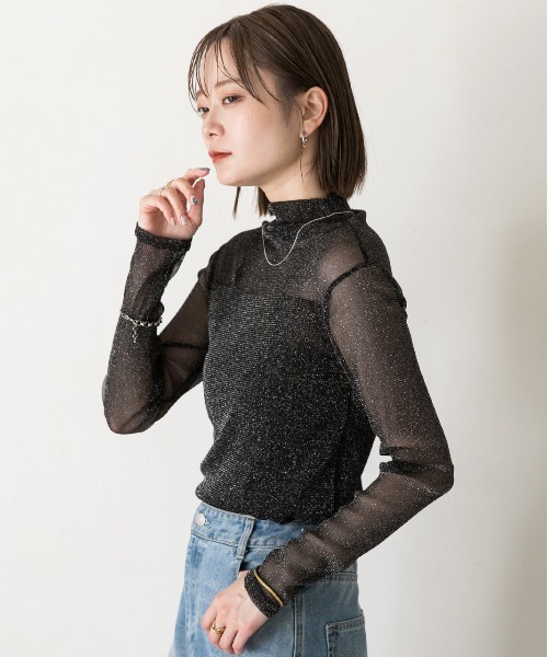ad thie(アドティエ)の「ハイネック シアーラメトップス(Tシャツ/カットソー・レディース・ブラック/アイボリー・FREE)」の5枚目の写真