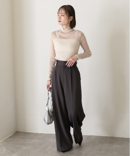 ad thie(アドティエ)の「ハイネック シアーラメトップス(Tシャツ/カットソー・レディース・ブラック/アイボリー・FREE)」の14枚目の写真