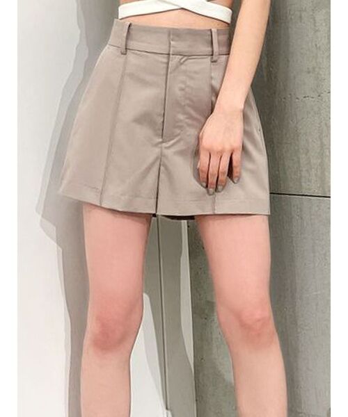 GYDA（ジェイダ）の「【SETUP着用可】ハイウエストセンタープレスショートパンツ（その他パンツ・レディース・ブラック/ベージュ・FREE）」の3枚目の写真