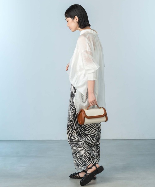 Gready Brilliant（グレディブリリアン）の「キャンバスロールバッグ（ハンドバッグ・レディース・ブラック/キャメル・FREE）」の5枚目の写真