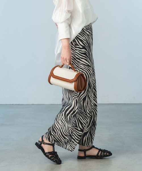 Gready Brilliant（グレディブリリアン）の「キャンバスロールバッグ（ハンドバッグ・レディース・ブラック/キャメル・FREE）」の7枚目の写真