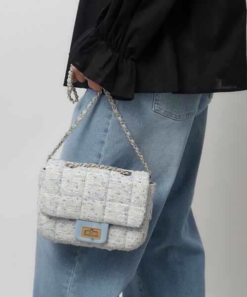 OPAQUE.CLIP（オペークドットクリップ）の「◆【2WAY】スクエアキルティングチェーンショルダーバッグ（ショルダーバッグ・レディース・ブラック系1/アイボリー/ブラック・00）」の19枚目の写真