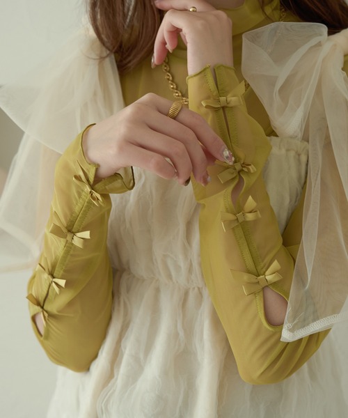 Ambre Neige（アンブルネージュ）の「袖リボンチュールトップス/WEB/EC限定商品（Tシャツ/カットソー・レディース・アイボリー/ブラック/ライトグリーン/チャコールグレー・FREE）」の2枚目の写真