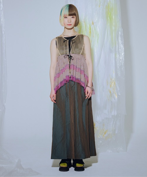 Ezick ANNONIM（エジックアノニム）の「Back band チュールギャザードロストベスト（ベスト・レディース・ブラック/ベージュ系その他/ブラック×ブルー・FREE）」の5枚目の写真