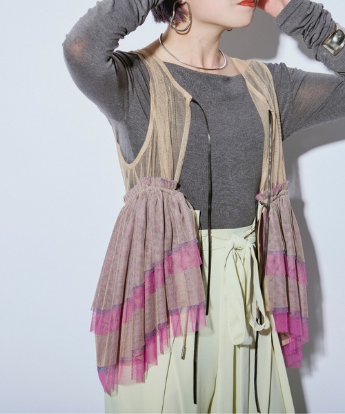 Ezick ANNONIM（エジックアノニム）の「Back band チュールギャザードロストベスト（ベスト・レディース・ブラック/ベージュ系その他/ブラック×ブルー・FREE）」の16枚目の写真