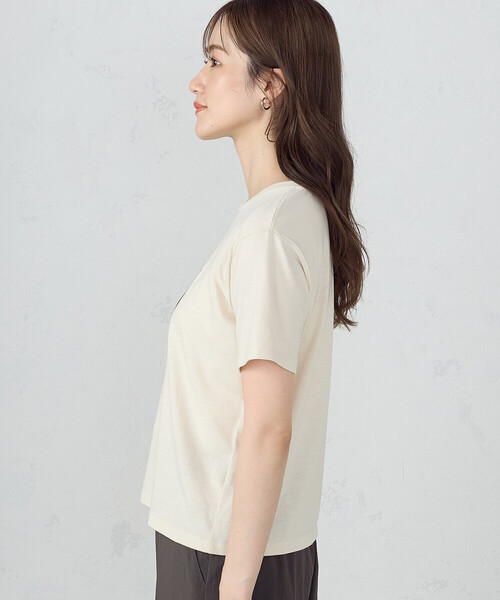 COMME CA ISM（コムサイズム）の「フォトプリント半袖Ｔシャツ（Tシャツ/カットソー・レディース・チャコール/ライトグレー/ピンク/アイボリー・SMALL/MEDIUM/LARGE）」の15枚目の写真