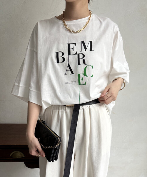 DouDou(ドゥドゥ)の「【WEB限定】EMBRACEロゴTEE(Tシャツ/カットソー・レディース・ブラック/オフホワイト・FREE)」の10枚目の写真