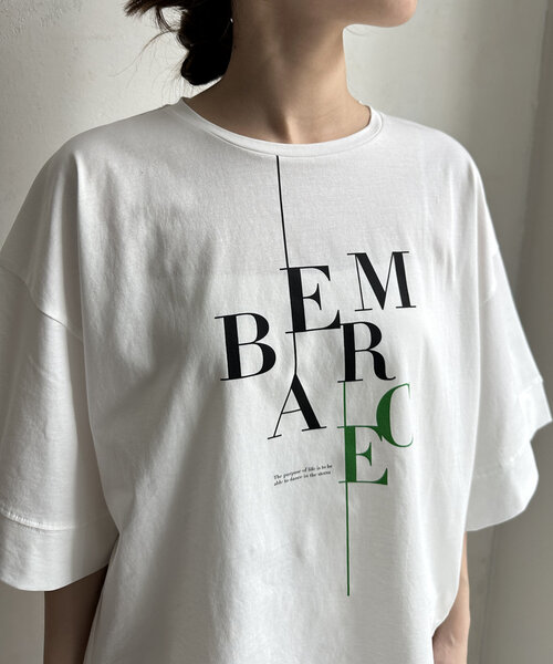 DouDou(ドゥドゥ)の「【WEB限定】EMBRACEロゴTEE(Tシャツ/カットソー・レディース・ブラック/オフホワイト・FREE)」の16枚目の写真