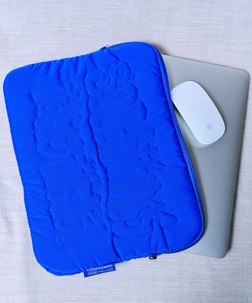 Alite cloth(アリーテクロス)の「メッセージキルティングPCケース タブレットケース(PC・タブレットケース・レディース・ブルー/ブラック・M/S/L)」の9枚目の写真