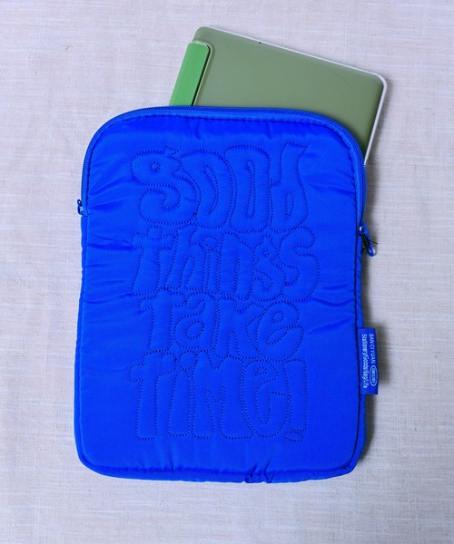 Alite cloth(アリーテクロス)の「メッセージキルティングPCケース タブレットケース(PC・タブレットケース・レディース・ブルー/ブラック・M/S/L)」の8枚目の写真