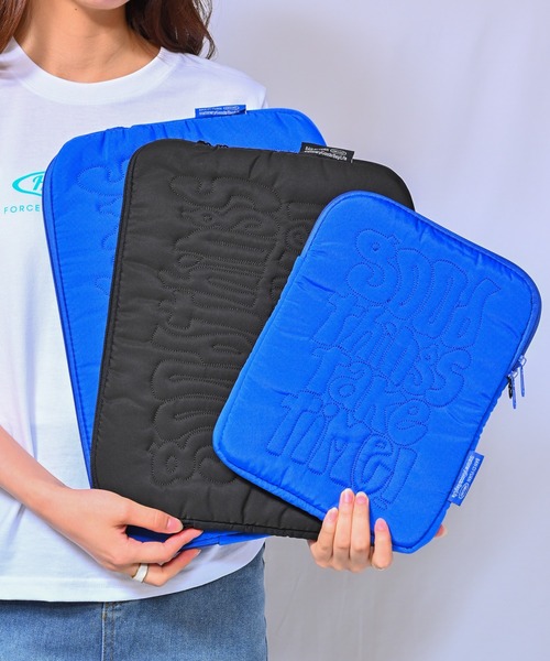 Alite cloth(アリーテクロス)の「メッセージキルティングPCケース タブレットケース(PC・タブレットケース・レディース・ブルー/ブラック・M/S/L)」の5枚目の写真
