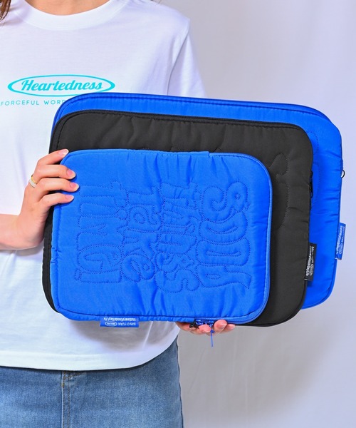 Alite cloth(アリーテクロス)の「メッセージキルティングPCケース タブレットケース(PC・タブレットケース・レディース・ブルー/ブラック・M/S/L)」の3枚目の写真